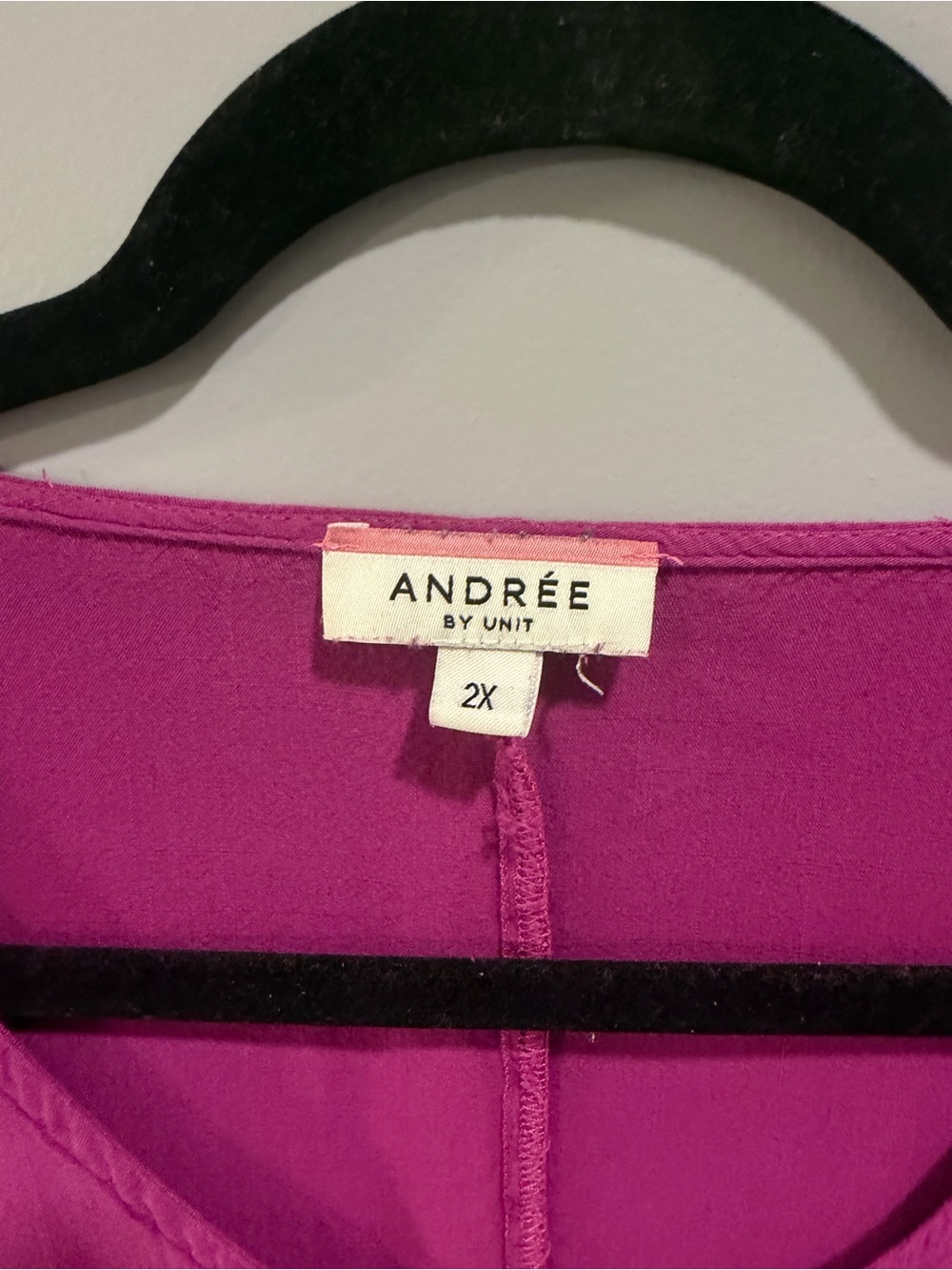 Andree by Unit V-Neck Ruffle Sleeve Detail Blouse Purple Size 2XL - Picture 3 of 4